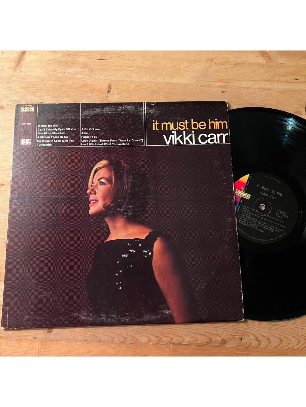 Vikki Carr - It must be Him 33rpm VG+ VR21